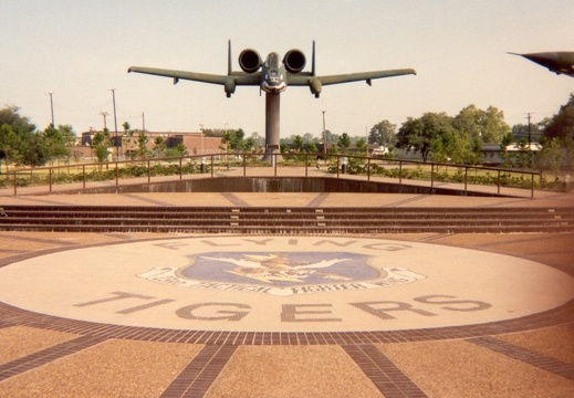 A-10 Display England AFB Aug 1990